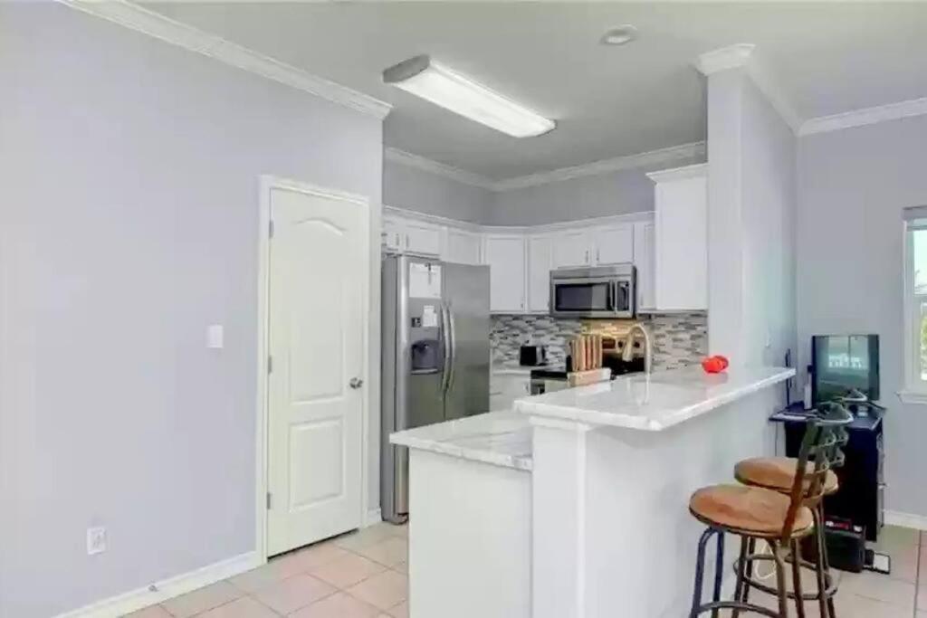 Spacious Home, Short Walk To Beach, Heated Pool! Corpus Christi Eksteriør bilde